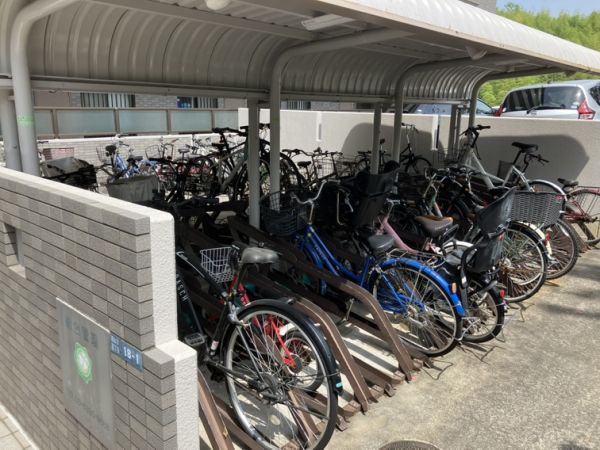 プランドール桃山7階3LDK 自転車置き場の画像