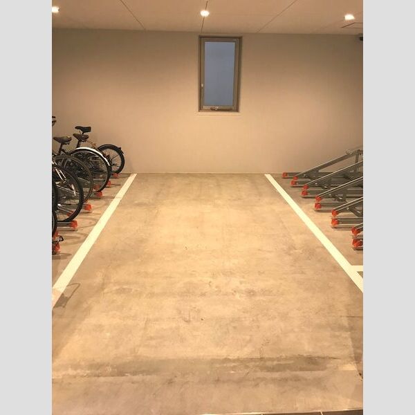 LaCASA玉造5階1DK 自転車置き場の画像