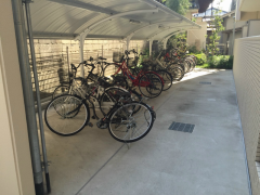 グランノーブル1階1K 自転車置き場の画像