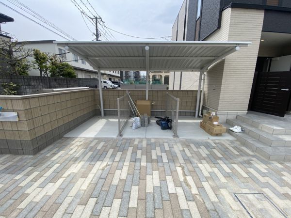 グラッドネス江坂1階1LDK 自転車置き場の画像