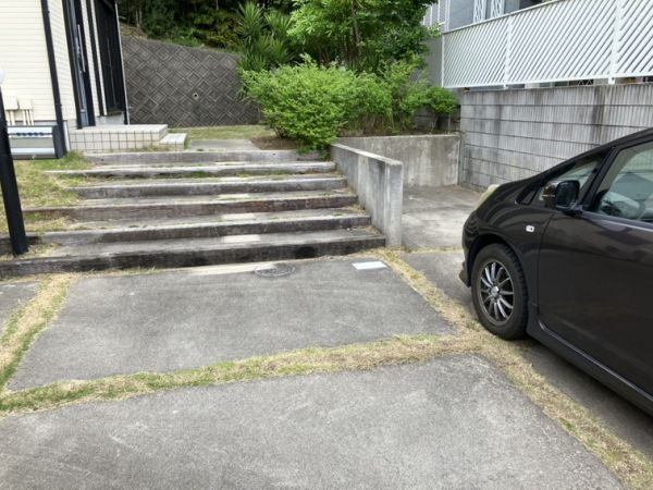 東豊中町戸建バルク1階3LDK 自転車置き場の画像