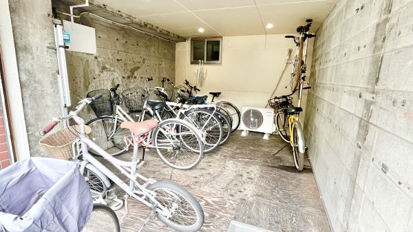 コーポピア玉出1階1R 自転車置き場の画像