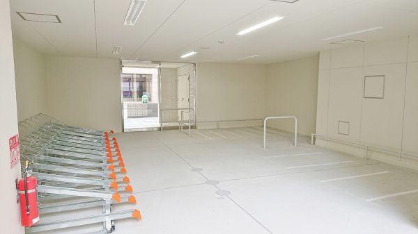 ルボワ天満橋12階1LDK 自転車置き場の画像