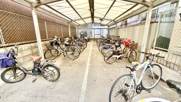 プリエール住之江御崎6階1R 自転車置き場の画像