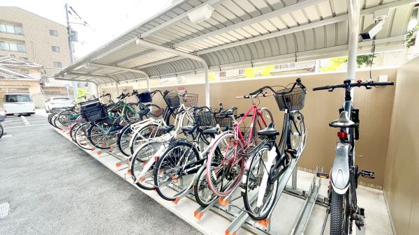プランドール天王寺SOUTH3階2K 自転車置き場の画像
