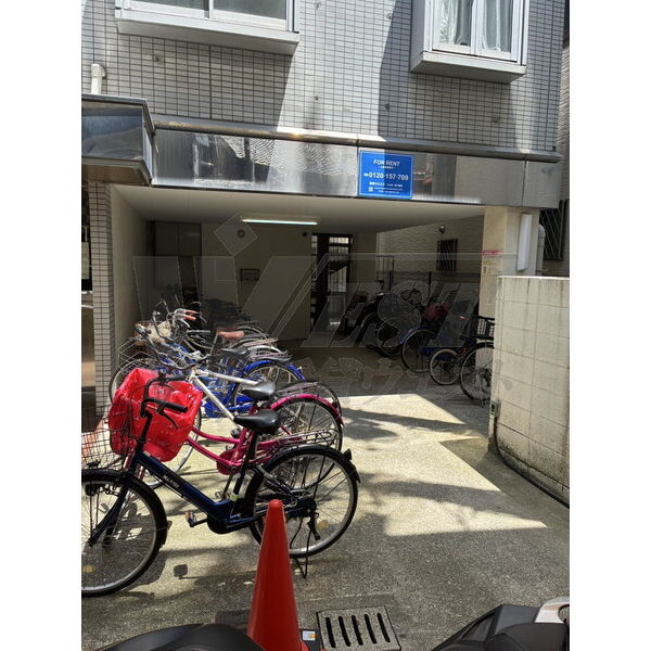 グランドハイツ蒲生06階1R 自転車置き場の画像