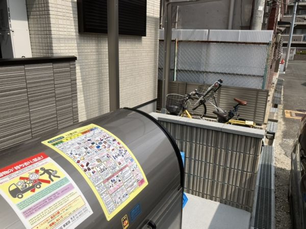 La-Crea緑地公園1階1LDK 自転車置き場の画像