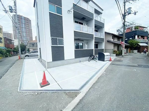 	FeLiciare　HANATEN1階2LDK 自転車置き場の画像