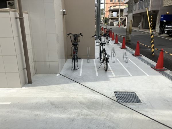 エグゼ大阪CITYアインツ7階1K 自転車置き場の画像