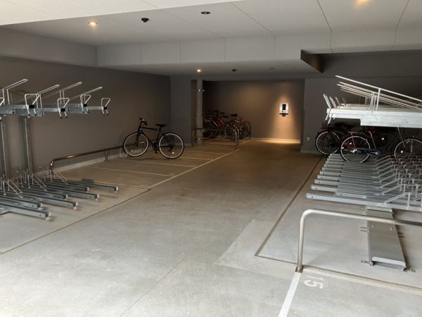 WORVE吹田江坂8階2K 自転車置き場の画像
