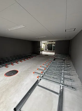 MAXIV尼崎7階1K 自転車置き場の画像