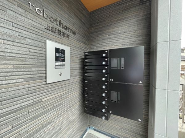 robot home 上飯田東町（ロボットホームカミイイダ）1階1LDK エントランスの画像