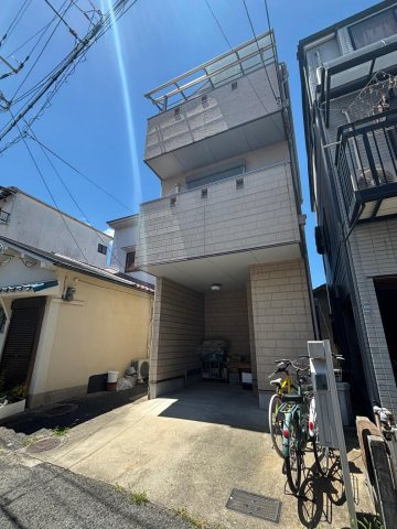 堺市西区浜寺石津町中３丁戸建3階3LDK エントランスの画像