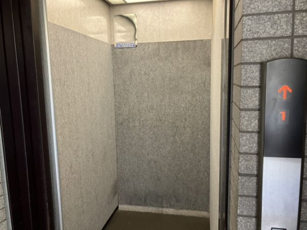 マジョール松崎町5階2LDK エントランスの画像