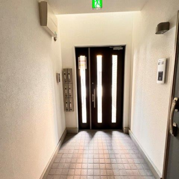  グランメール1階1LDK エントランスの画像