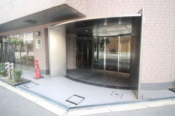 エステムコート新大阪Ⅲステーションプラザ11階1K エントランスの画像