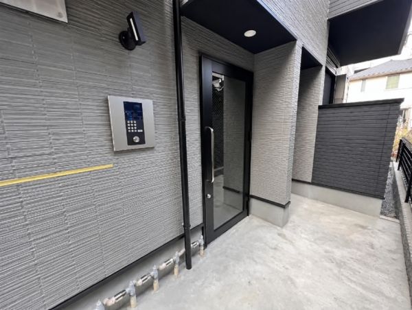 アンビシオン天下茶屋1階1K エントランスの画像