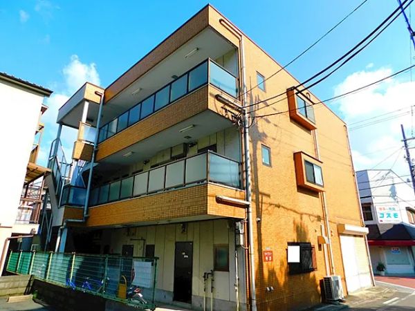 ライブリー寺方3階1LDK エントランスの画像
