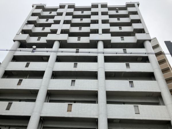 ヴィラエアポート4階3LDK 外観の画像