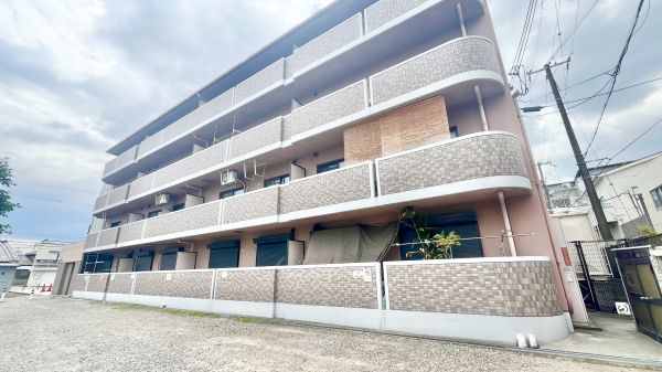 カーサファミール4階2DK 外観の画像