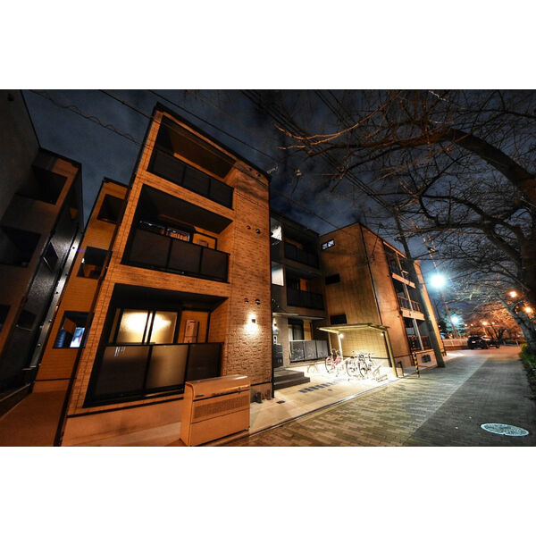 アバンティオ平野市町01階1LDK 外観の画像