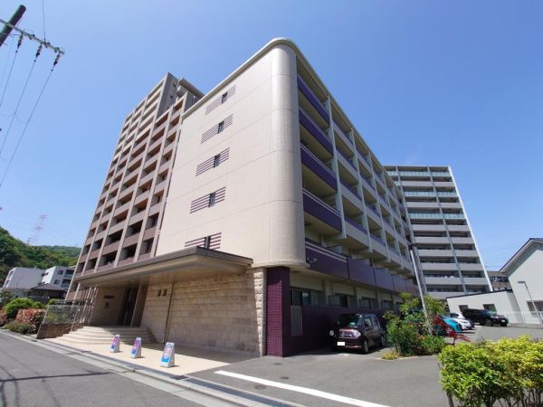 LUO MAROON4階1LDK 外観の画像