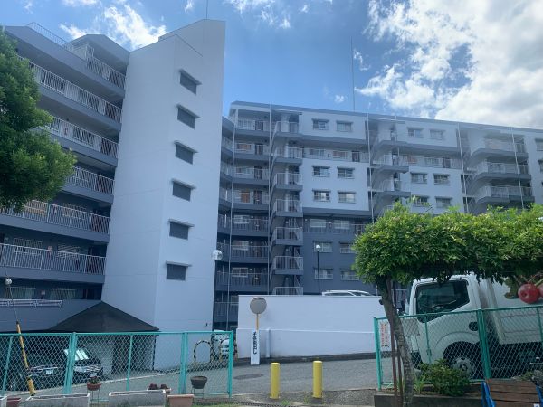 グリーンコーポ枚方公園8階3LDK 外観の画像