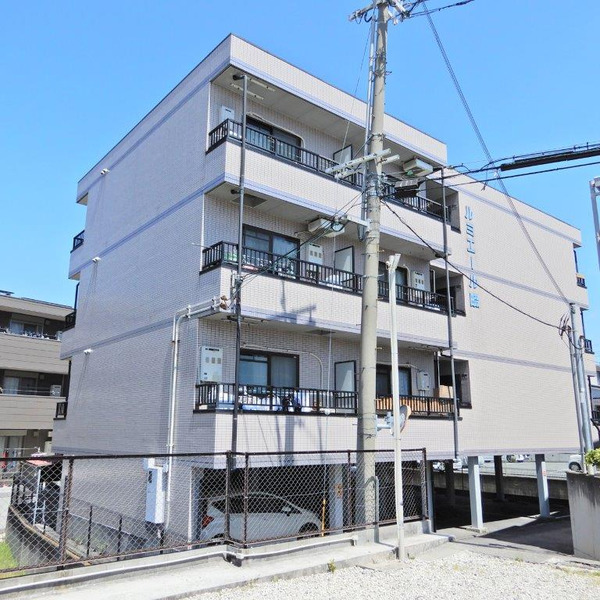 ルミエール畷1階1DK 外観の画像