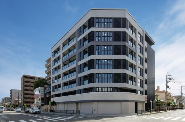 中条プレイス4階1LDK 外観の画像