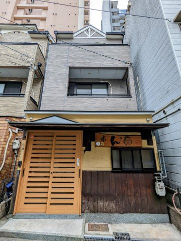 九条一丁目戸建3階2LDK 外観の画像