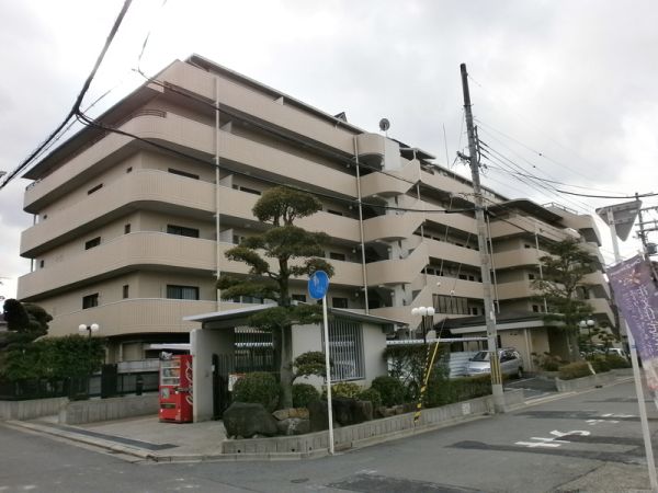 レジェーロ永和6階4LDK以上 外観の画像