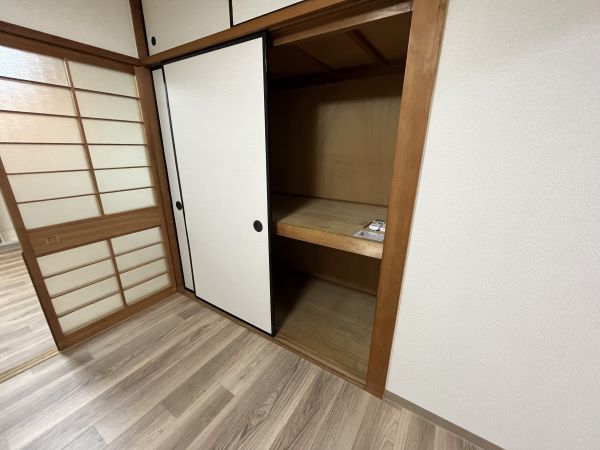 メゾンド福島2階2DK 収納の画像
