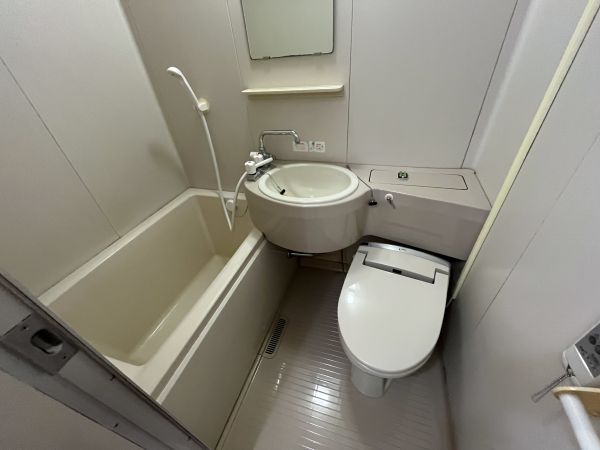 あべのベルタ4階1LDK トイレの画像