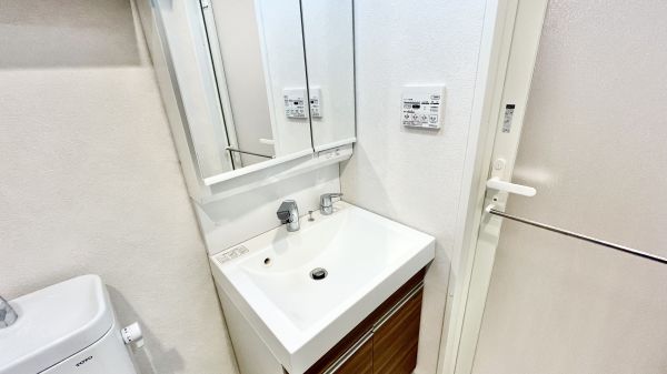 セイワパレス大今里9階1K 洗面所の画像