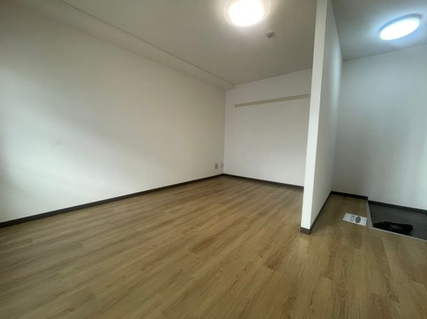 コーポウエスト神路3階1R 部屋①の画像