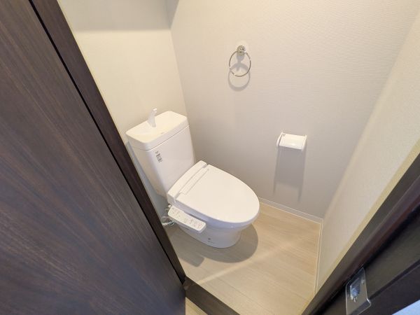 ラフォンテ今川駅前5階1LDK トイレの画像