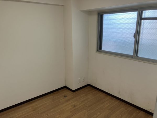 ヴィラエアポート4階3LDK 部屋①の画像