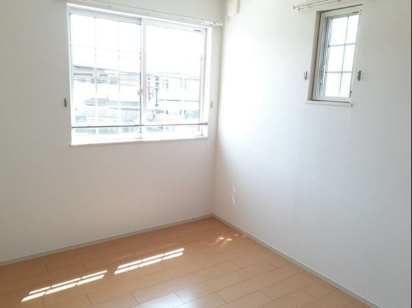 江坂町３丁目戸建賃貸2階3LDK 部屋②の画像