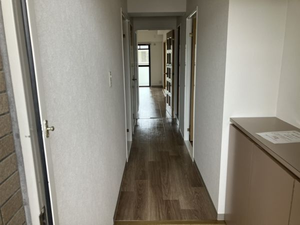 ル・アン緑地5階3LDK 玄関の画像