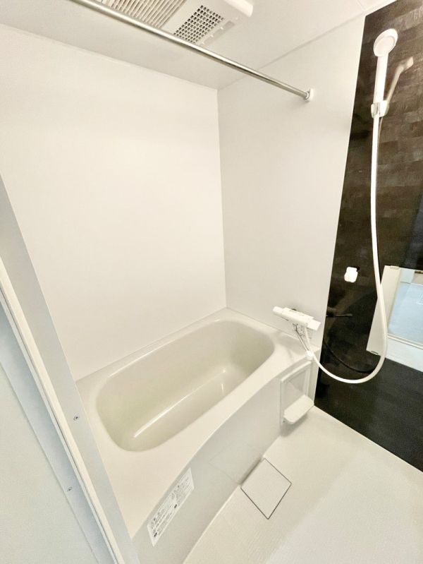 robot home 上飯田東町（ロボットホームカミイイダ）1階1LDK お風呂の画像