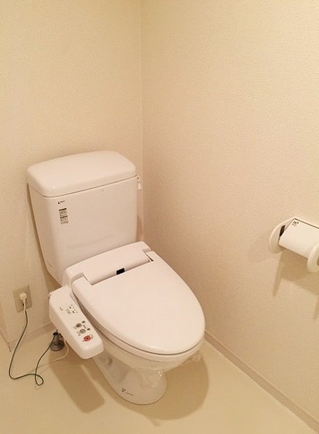 ビルーチェA（ビルーチェエー）1階1K トイレの画像