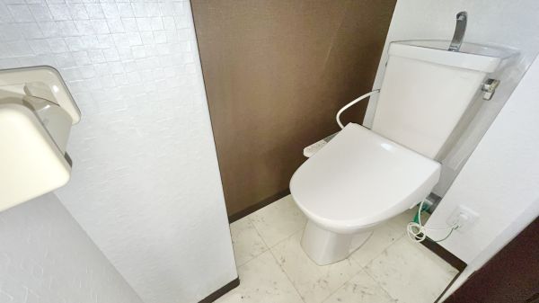M'sコート新福島6階2DK トイレの画像