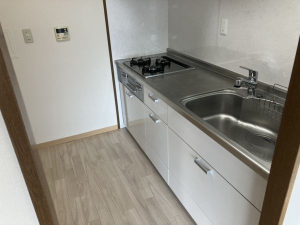 シャトレ千里5階3LDK キッチンの画像
