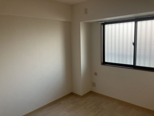 シャトレ千里5階3LDK 部屋①の画像