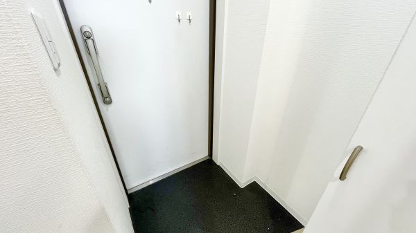 エムズコート玉出3階1K 玄関の画像