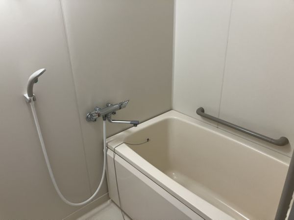 スプリングヒルズⅢ4階2LDK お風呂の画像