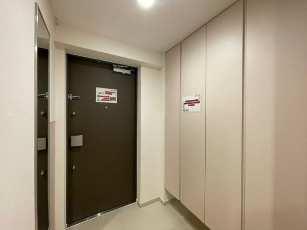 Dimus北浜12階1LDK 玄関の画像