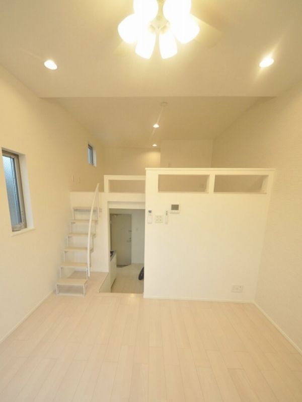 アールグレイス塚本2階1K 部屋①の画像