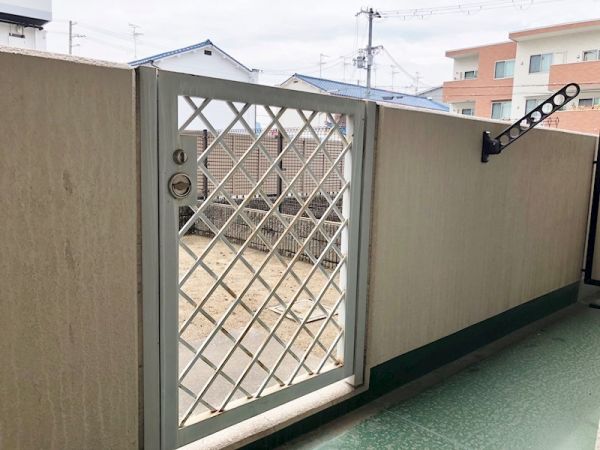 ﾊﾟﾚｽ中もず1階2LDK ベランダの画像