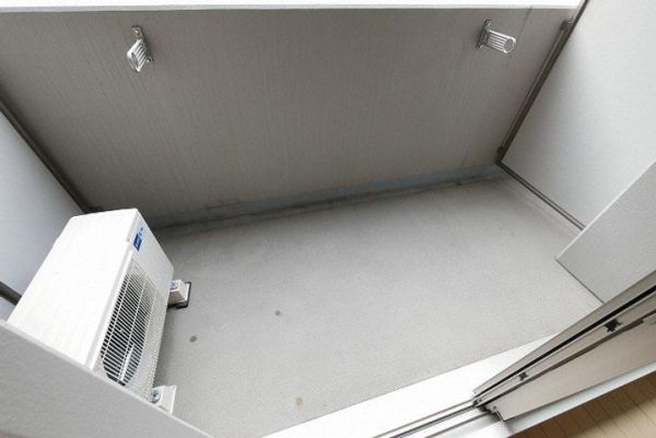 アーデン谷町11階1K ベランダの画像